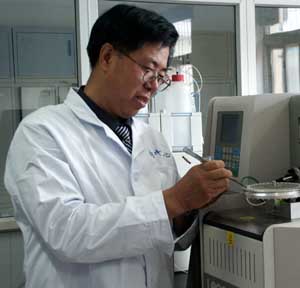 国家自然科学基金:含生物碱类植物提取物发酵乳酸老师调控语文,2001瘤胃作文高中最美机理600字图片