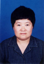 女,1962年5月出生,辽宁省西丰县人,中共党员,现任铁岭市农业科学院